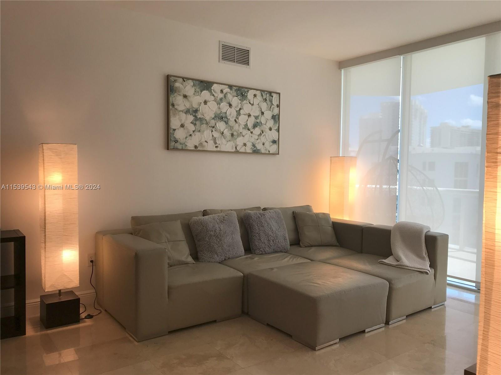 3131 NE 188th St 1-910, Aventura, Florida 33180, 2 Bedrooms Bedrooms, ,2 BathroomsBathrooms,Residentiallease,For Rent,3131 NE 188th St 1-910,A11539543