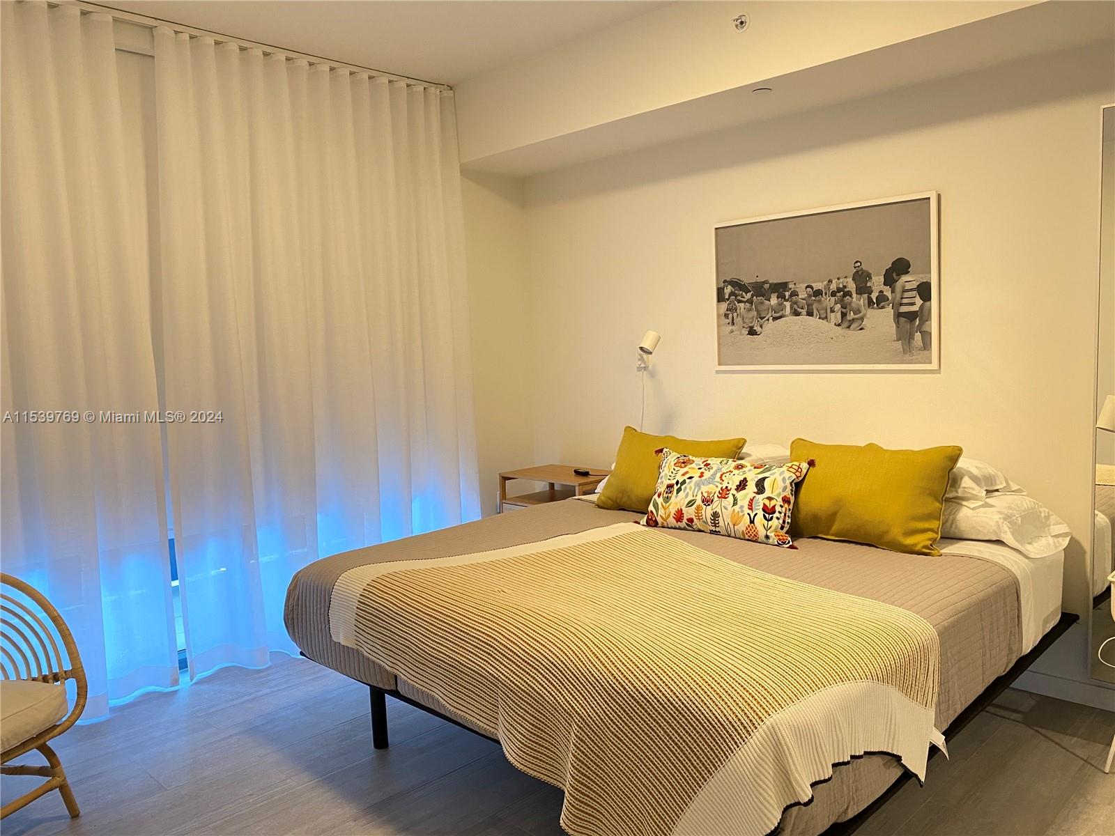 1000 Brickell Plaza 3807, Miami, Florida 33131, 1 Bedroom Bedrooms, ,2 BathroomsBathrooms,Residentiallease,For Rent,1000 Brickell Plaza 3807,A11539769