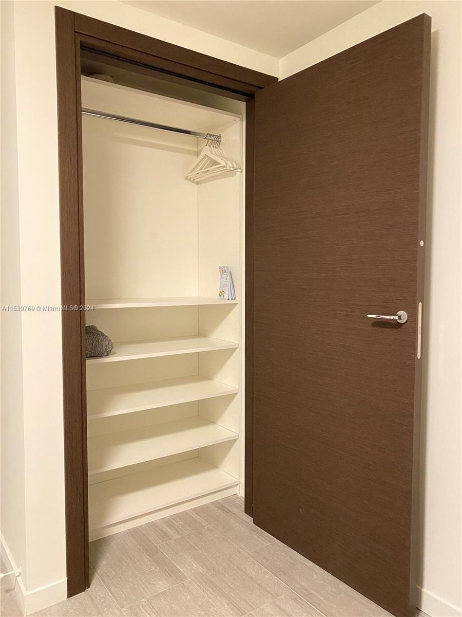 1000 Brickell Plaza 3807, Miami, Florida 33131, 1 Bedroom Bedrooms, ,2 BathroomsBathrooms,Residentiallease,For Rent,1000 Brickell Plaza 3807,A11539769