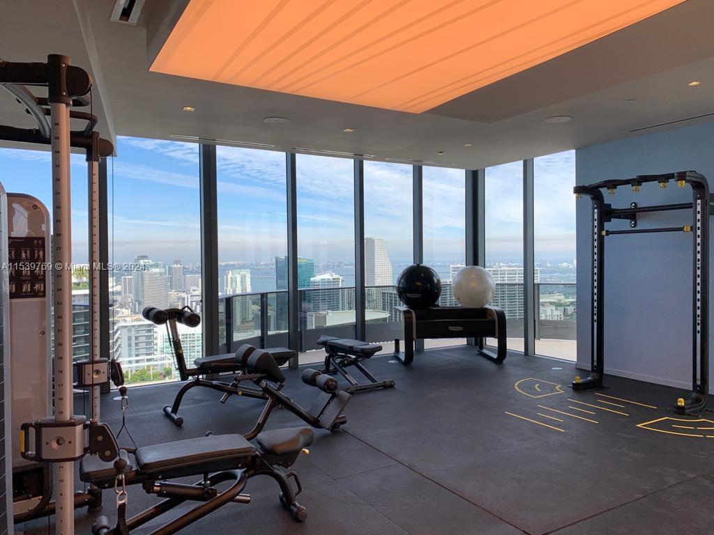1000 Brickell Plaza 3807, Miami, Florida 33131, 1 Bedroom Bedrooms, ,2 BathroomsBathrooms,Residentiallease,For Rent,1000 Brickell Plaza 3807,A11539769