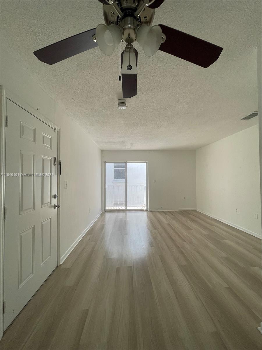 570 NE 63rd St 4, Miami, Florida 33138, 2 Bedrooms Bedrooms, ,1 BathroomBathrooms,Residentiallease,For Rent,570 NE 63rd St 4,A11540104