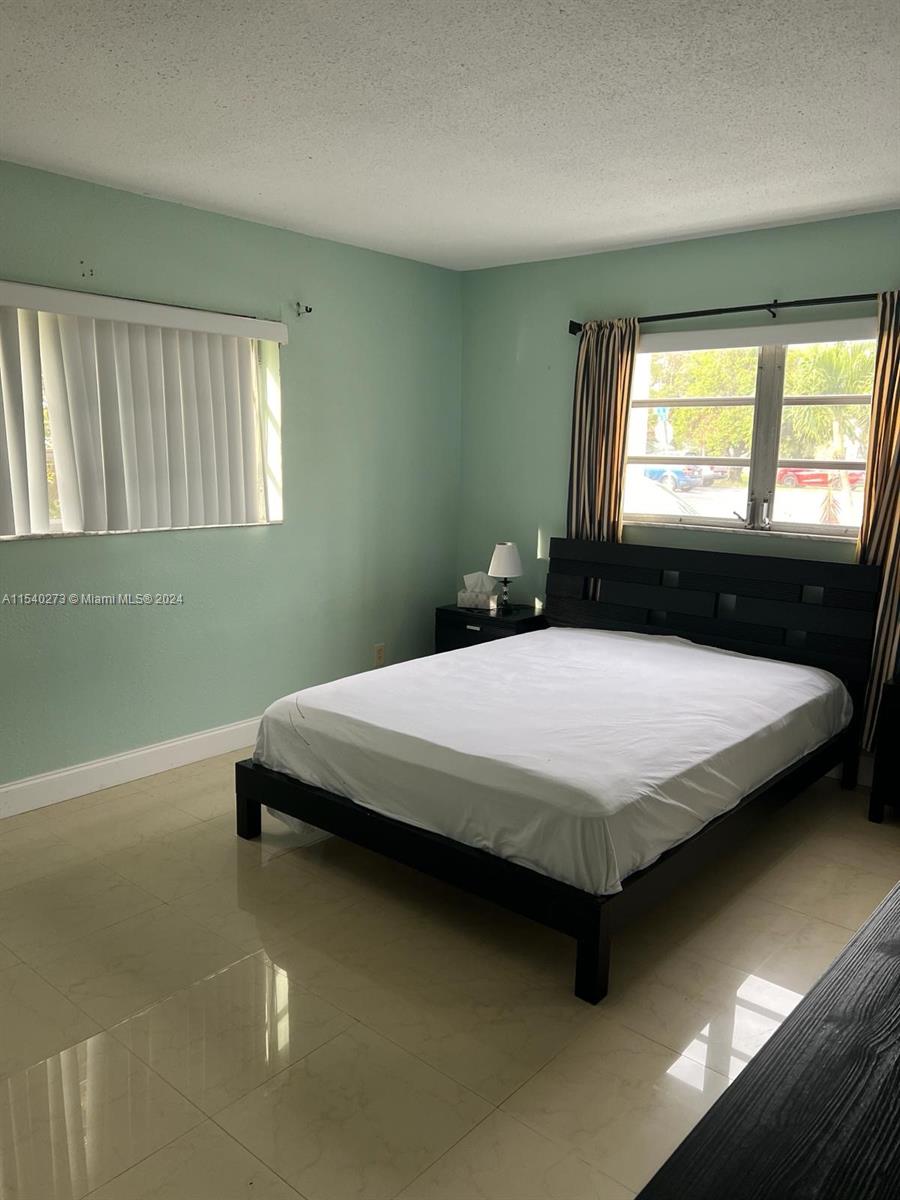 1000 NE 12th Ave 108, Hallandale Beach, Florida 33009, 2 Bedrooms Bedrooms, ,2 BathroomsBathrooms,Residential,For Sale,1000 NE 12th Ave 108,A11540273