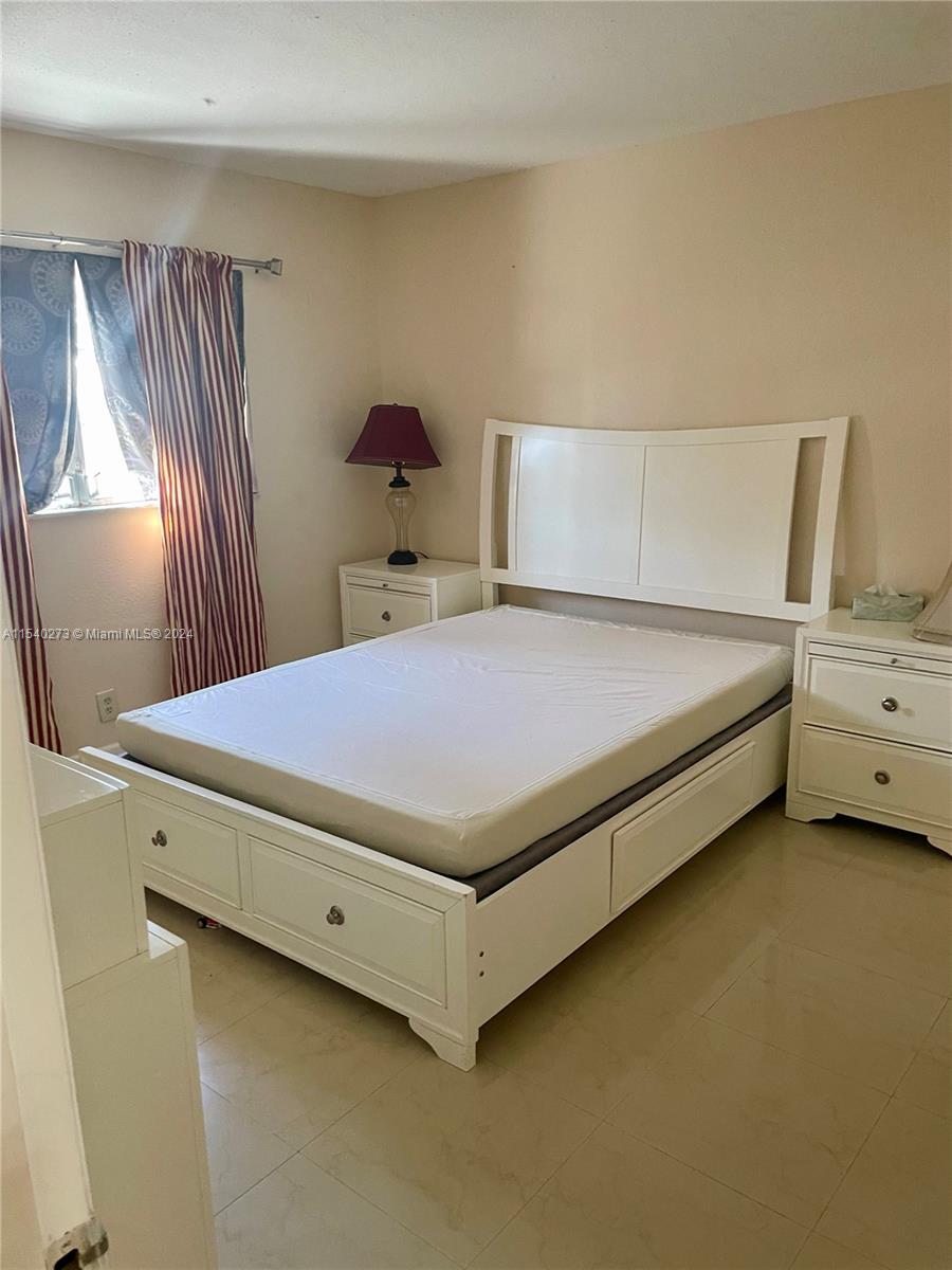 1000 NE 12th Ave 108, Hallandale Beach, Florida 33009, 2 Bedrooms Bedrooms, ,2 BathroomsBathrooms,Residential,For Sale,1000 NE 12th Ave 108,A11540273