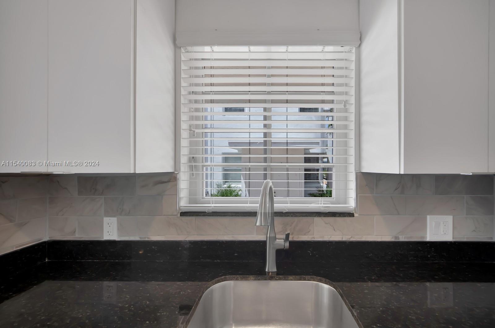 Miami, Florida 33138, ,1 BathroomBathrooms,Residentiallease,For Rent,A11540083