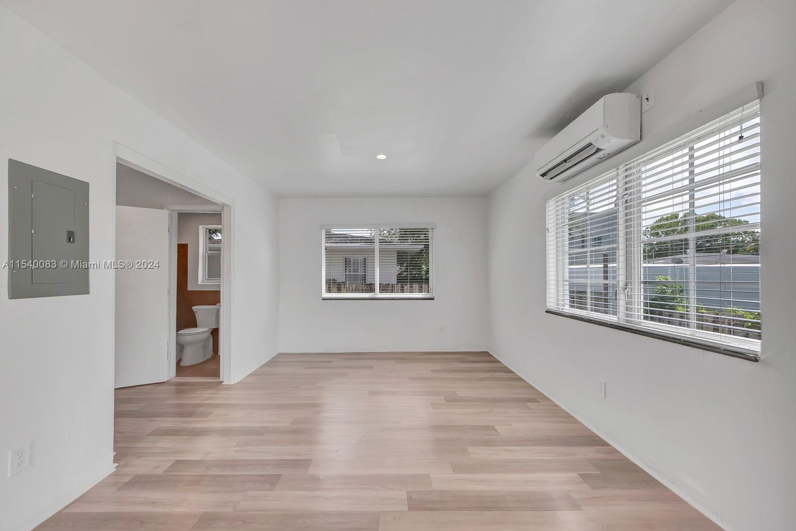 Miami, Florida 33138, ,1 BathroomBathrooms,Residentiallease,For Rent,A11540083