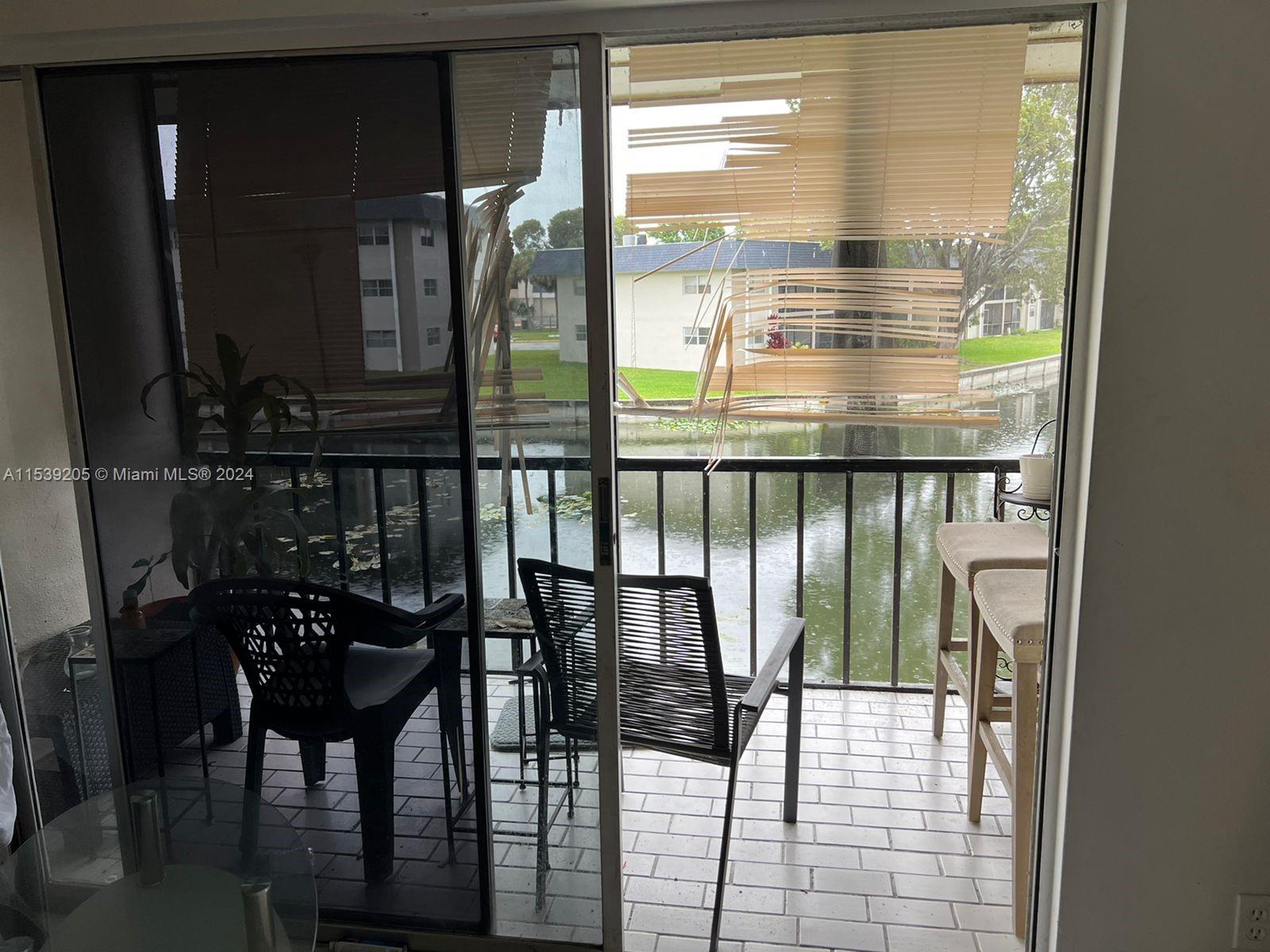 7925 S Colony Cir S 210, Tamarac, Florida 33321, 2 Bedrooms Bedrooms, ,2 BathroomsBathrooms,Residentiallease,For Rent,7925 S Colony Cir S 210,A11539205