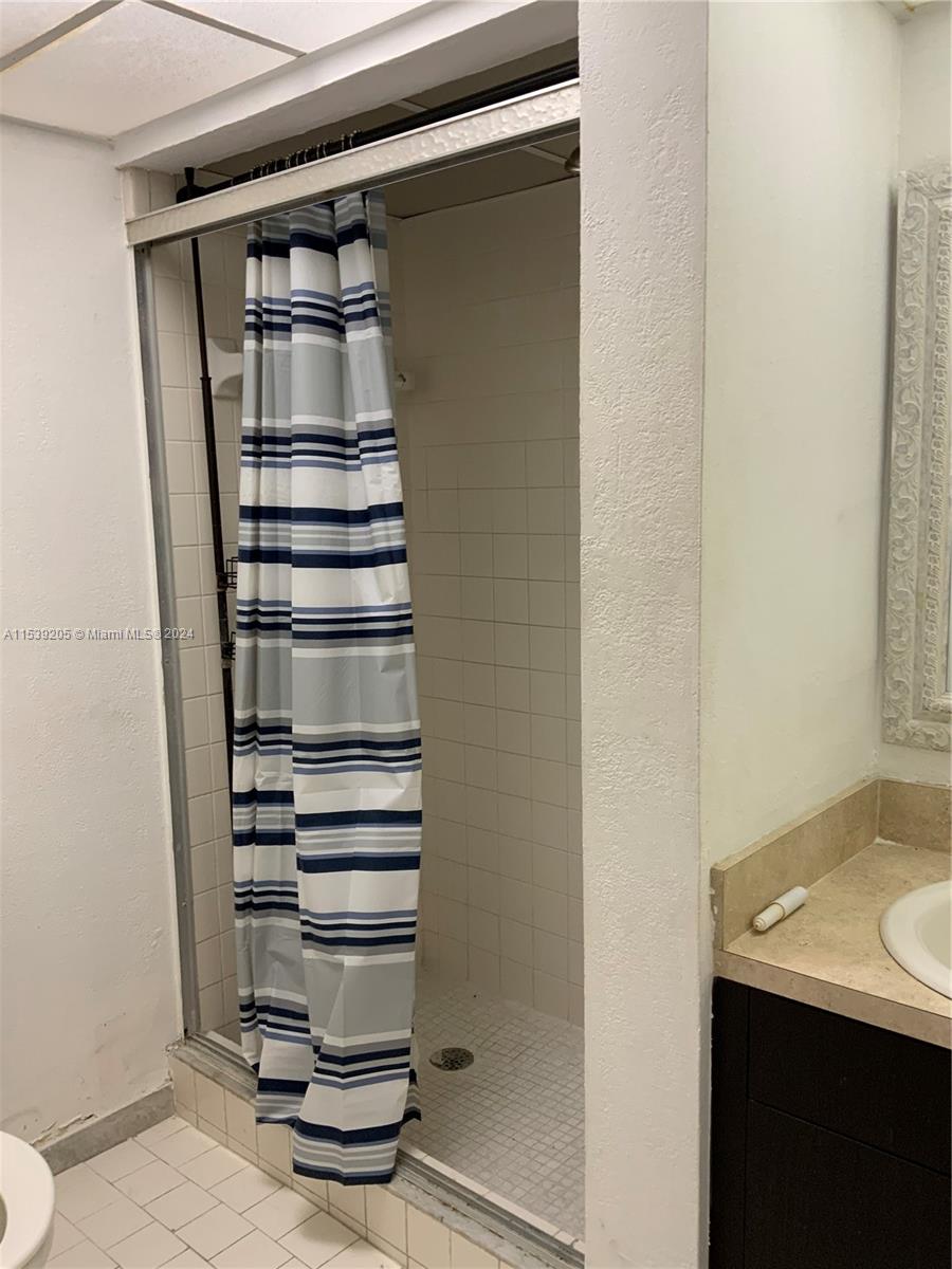 7925 S Colony Cir S 210, Tamarac, Florida 33321, 2 Bedrooms Bedrooms, ,2 BathroomsBathrooms,Residentiallease,For Rent,7925 S Colony Cir S 210,A11539205