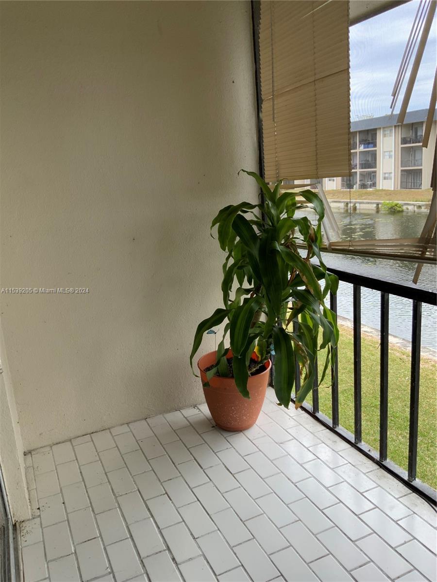 7925 S Colony Cir S 210, Tamarac, Florida 33321, 2 Bedrooms Bedrooms, ,2 BathroomsBathrooms,Residentiallease,For Rent,7925 S Colony Cir S 210,A11539205