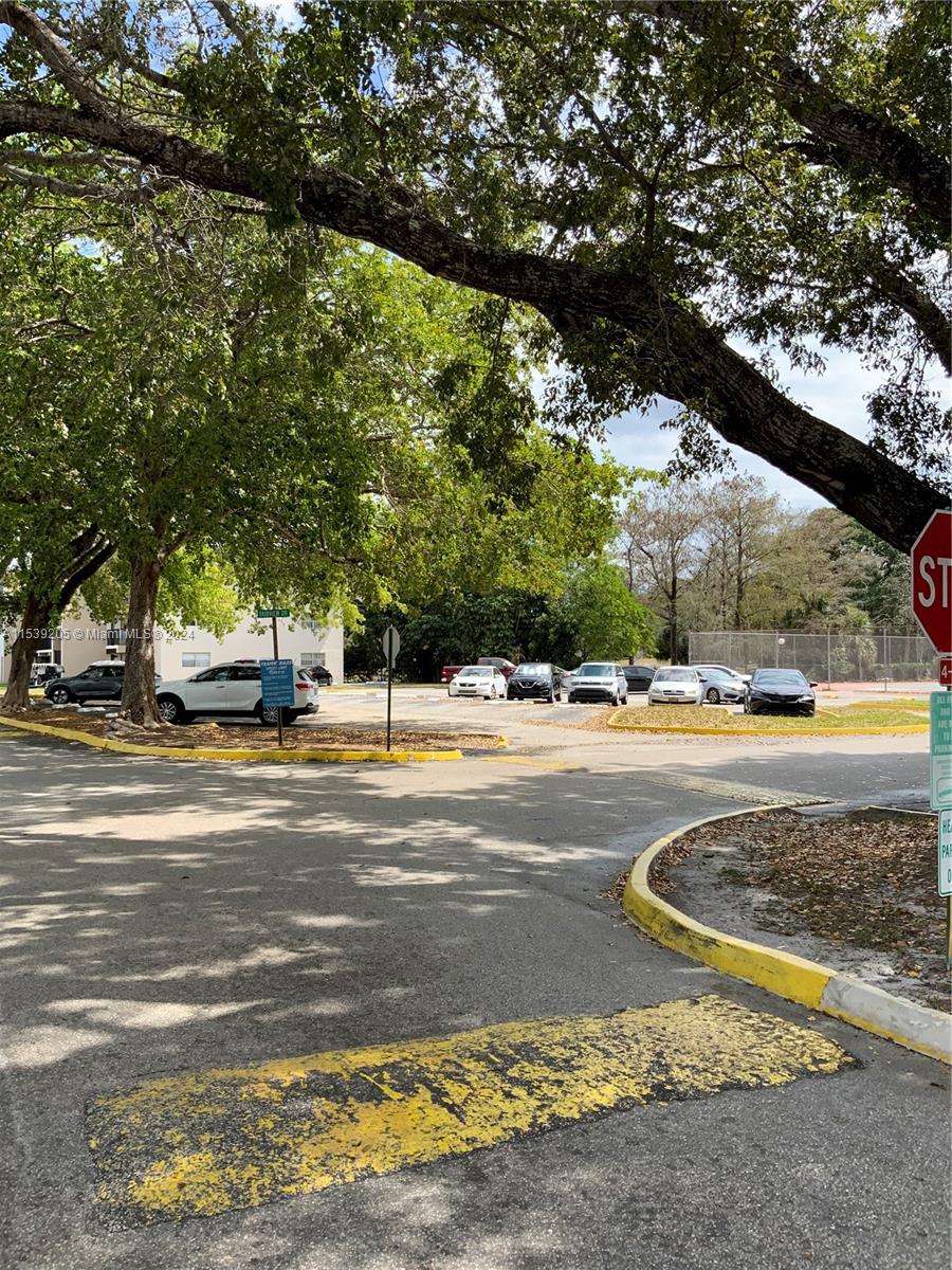 7925 S Colony Cir S 210, Tamarac, Florida 33321, 2 Bedrooms Bedrooms, ,2 BathroomsBathrooms,Residentiallease,For Rent,7925 S Colony Cir S 210,A11539205