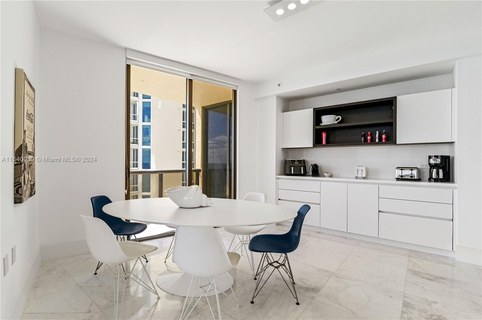 16275 Collins Ave, Sunny Isles Beach, FL, 33160 United States, 3 Bedrooms Bedrooms, ,3 BathroomsBathrooms,Residential,For Sale,Collins Ave,A11540039