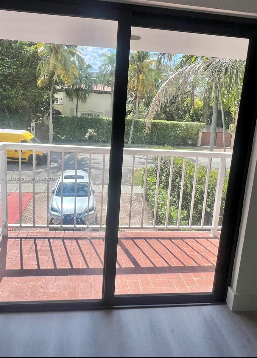 325 MENORES AVE, Coral Gables, Florida 33134, 3 Bedrooms Bedrooms, ,2 BathroomsBathrooms,Residentiallease,For Rent,325 MENORES AVE,A11524372