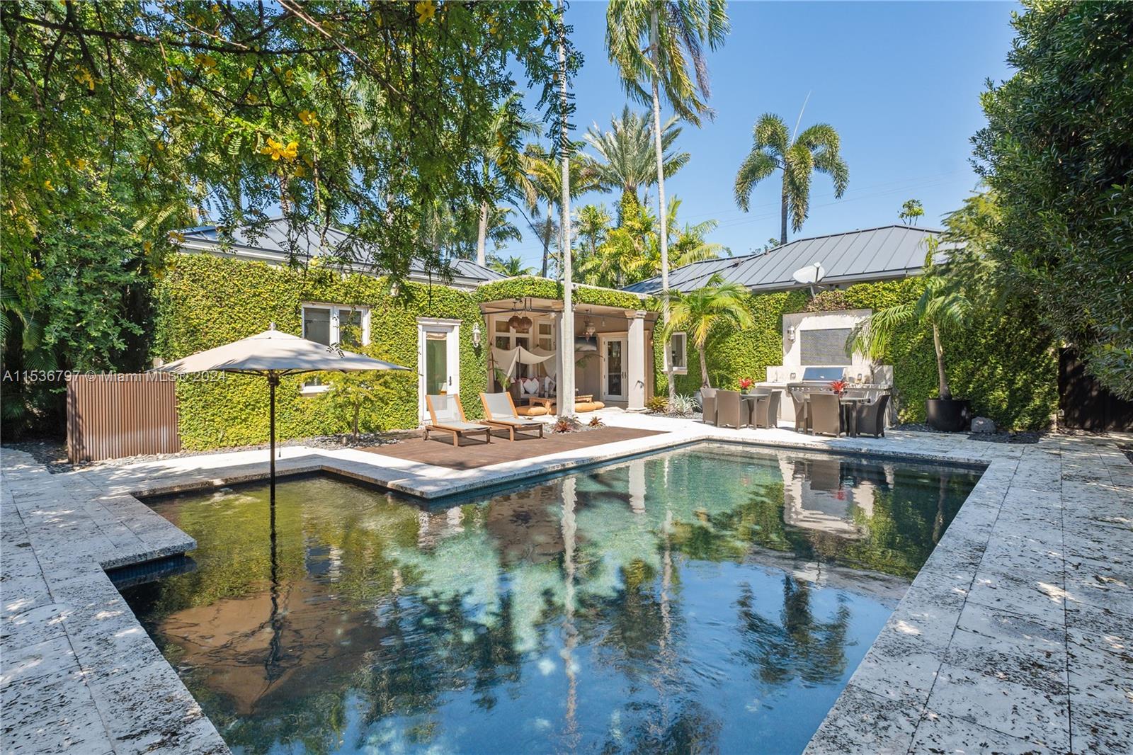 3350 Ah We Wa St, Miami, FL, 33133 United States, 5 Bedrooms Bedrooms, ,4 BathroomsBathrooms,Residential,For Sale,Ah We Wa St,A11536797