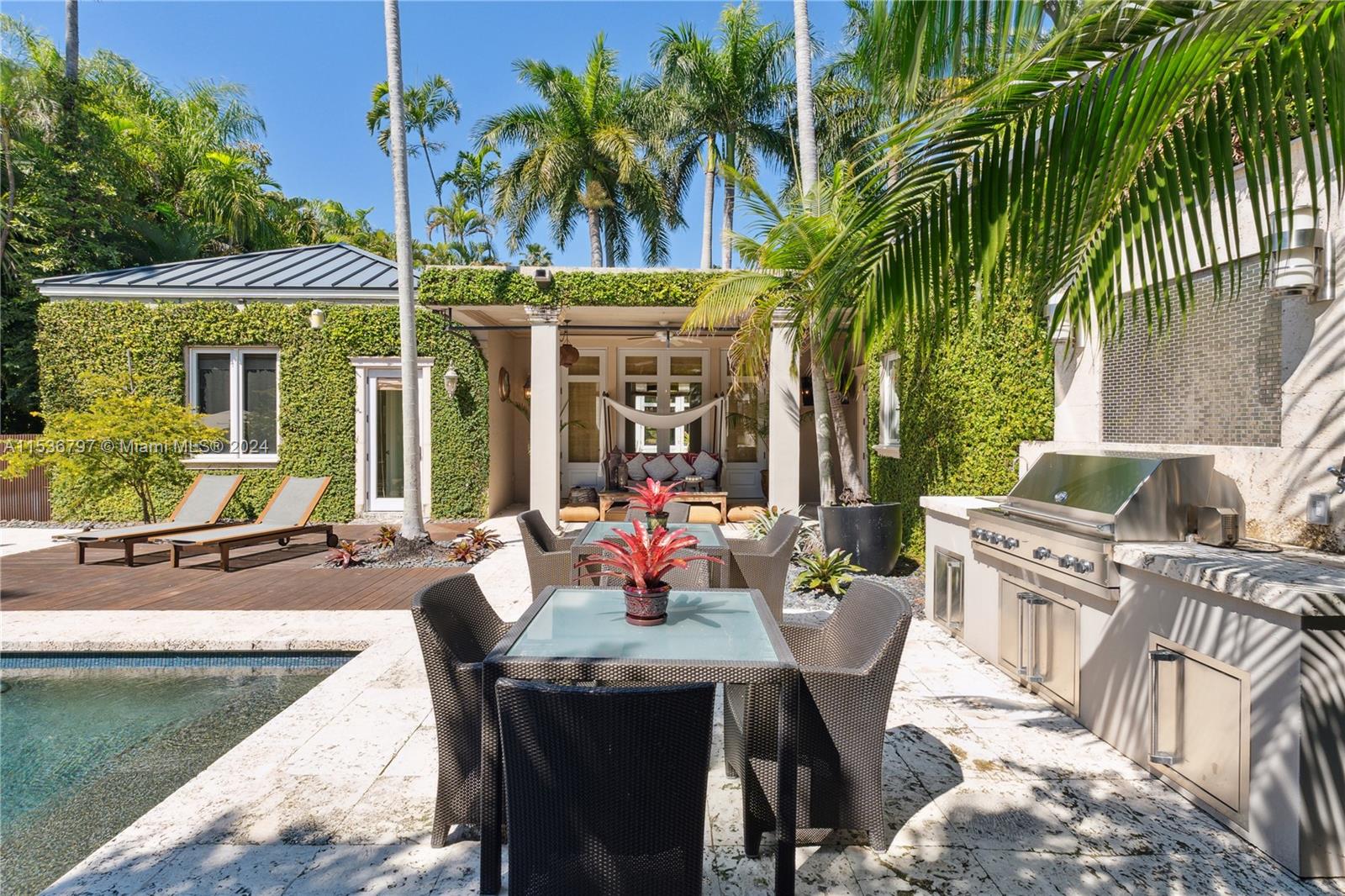 3350 Ah We Wa St, Miami, FL, 33133 United States, 5 Bedrooms Bedrooms, ,4 BathroomsBathrooms,Residential,For Sale,Ah We Wa St,A11536797