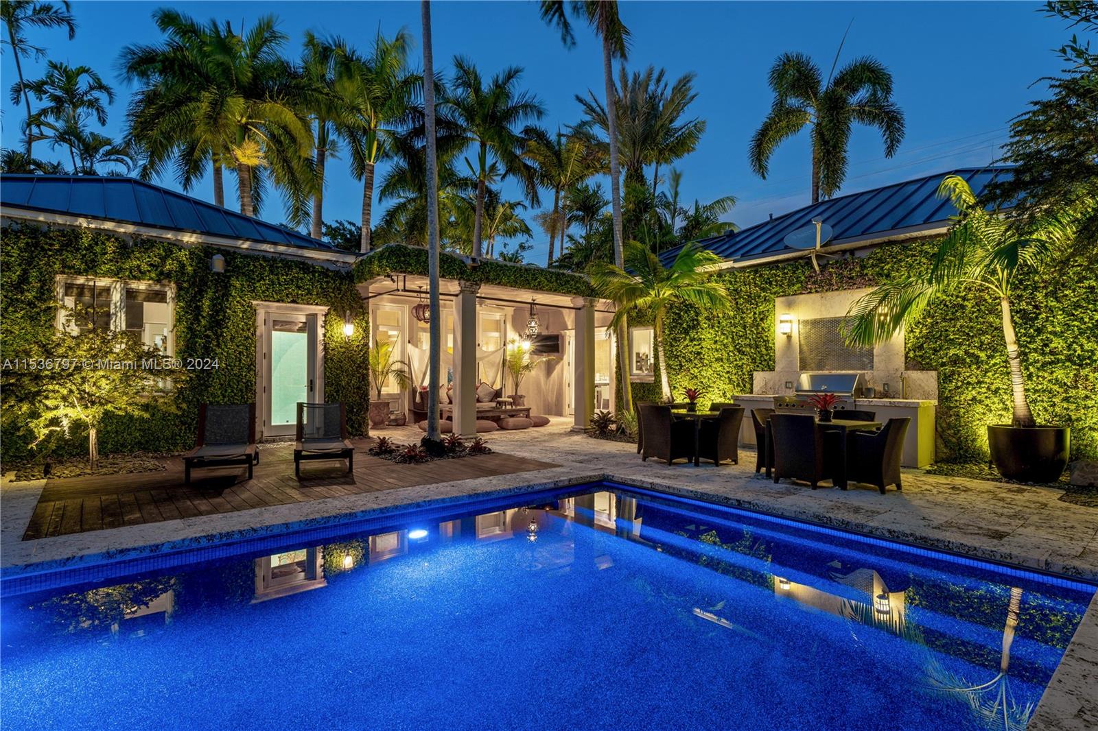 3350 Ah We Wa St, Miami, FL, 33133 United States, 5 Bedrooms Bedrooms, ,4 BathroomsBathrooms,Residential,For Sale,Ah We Wa St,A11536797