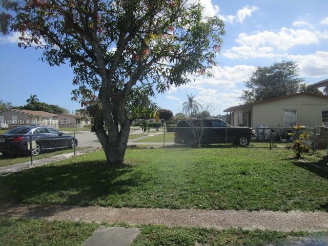 1771 25th Ter, Fort Lauderdale, FL, 33311 United States, 5 Bedrooms Bedrooms, ,2 BathroomsBathrooms,Residential,For Sale,25th Ter,A11540154