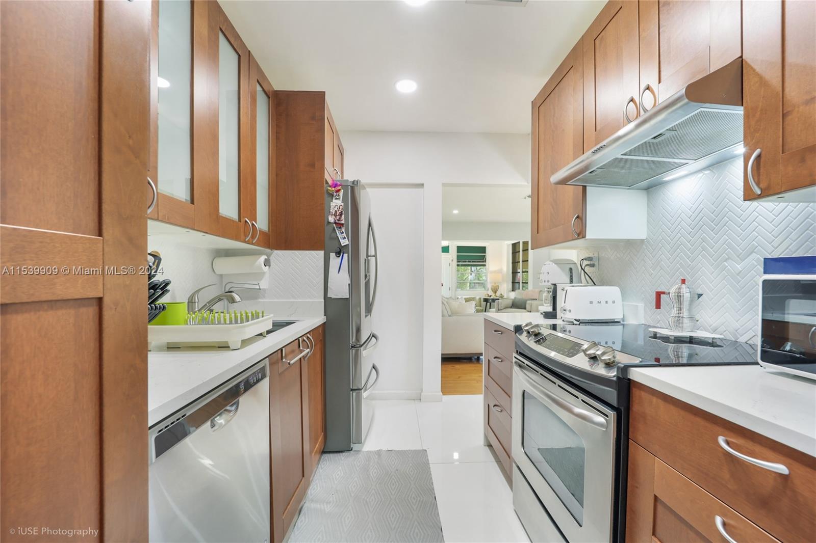 47 Fonseca Ave, Coral Gables, Florida 33134, 3 Bedrooms Bedrooms, ,2 BathroomsBathrooms,Residential,For Sale,47 Fonseca Ave,A11539909