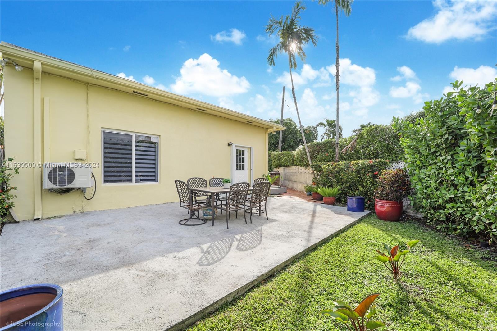 47 Fonseca Ave, Coral Gables, Florida 33134, 3 Bedrooms Bedrooms, ,2 BathroomsBathrooms,Residential,For Sale,47 Fonseca Ave,A11539909
