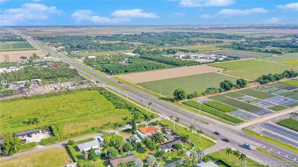 17700 SW 174th St, Miami, Florida 33187, 3 Bedrooms Bedrooms, ,2 BathroomsBathrooms,Residential,For Sale,17700 SW 174th St,A11540144