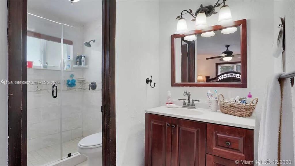 17700 SW 174th St, Miami, Florida 33187, 3 Bedrooms Bedrooms, ,2 BathroomsBathrooms,Residential,For Sale,17700 SW 174th St,A11540144