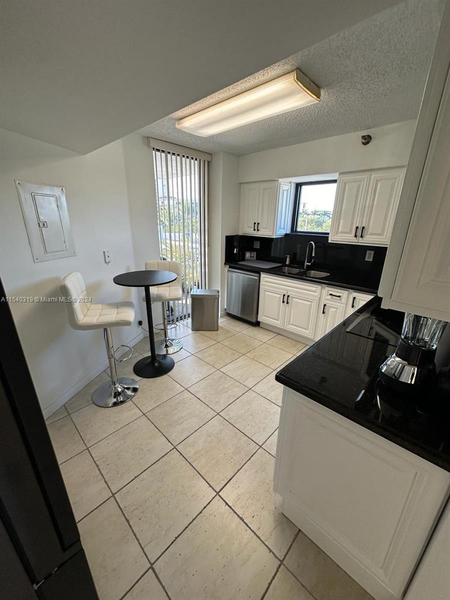 3300 NE 191st St 518, Aventura, Florida 33180, 2 Bedrooms Bedrooms, ,2 BathroomsBathrooms,Residentiallease,For Rent,3300 NE 191st St 518,A11540319