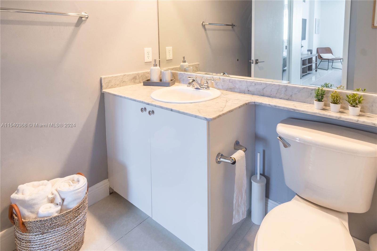 18800 NE 29th Ave 614, Aventura, Florida 33180, 3 Bedrooms Bedrooms, ,2 BathroomsBathrooms,Residential,For Sale,18800 NE 29th Ave 614,A11540368