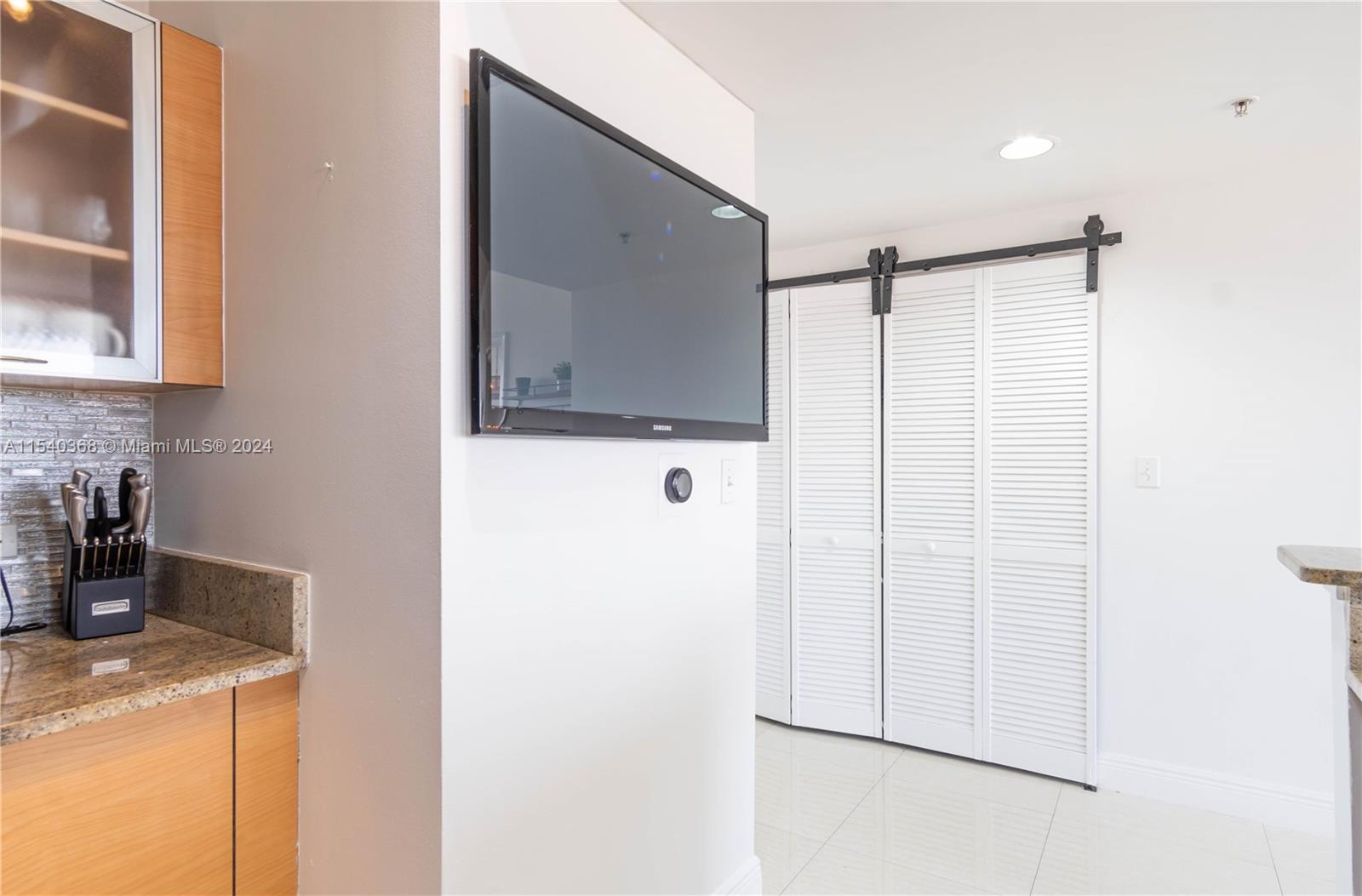 18800 NE 29th Ave 614, Aventura, Florida 33180, 3 Bedrooms Bedrooms, ,2 BathroomsBathrooms,Residential,For Sale,18800 NE 29th Ave 614,A11540368