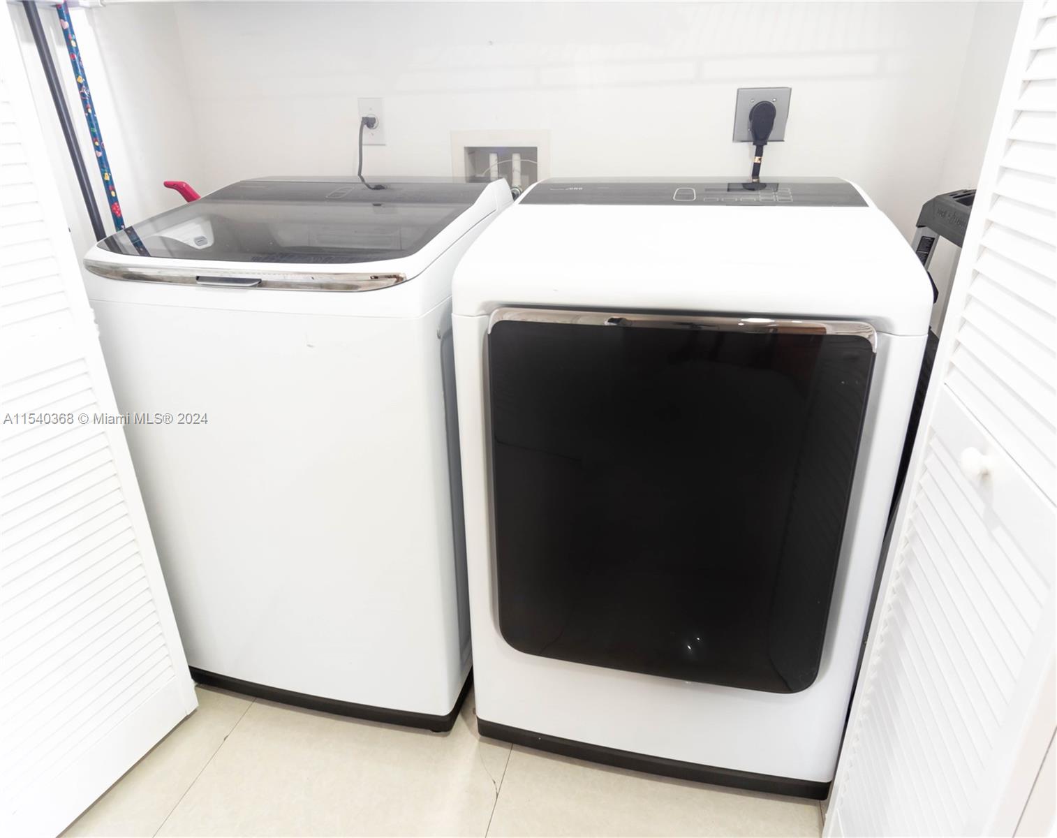 18800 NE 29th Ave 614, Aventura, Florida 33180, 3 Bedrooms Bedrooms, ,2 BathroomsBathrooms,Residential,For Sale,18800 NE 29th Ave 614,A11540368