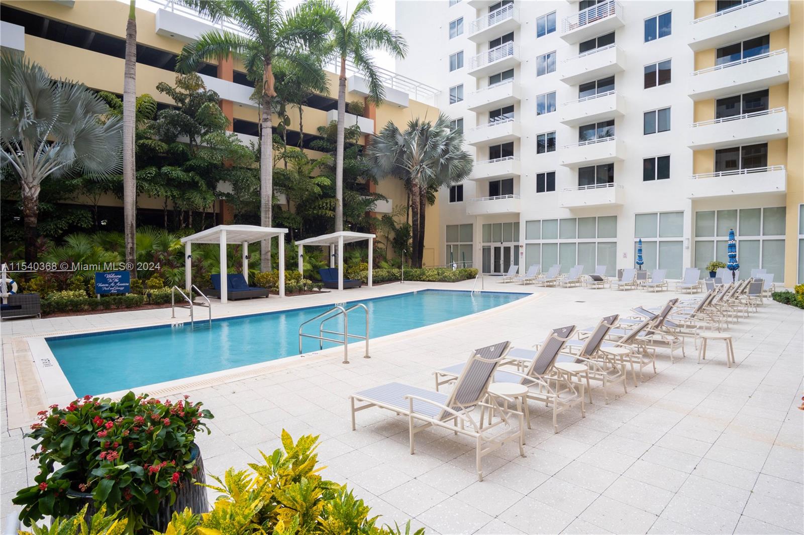 18800 NE 29th Ave 614, Aventura, Florida 33180, 3 Bedrooms Bedrooms, ,2 BathroomsBathrooms,Residential,For Sale,18800 NE 29th Ave 614,A11540368