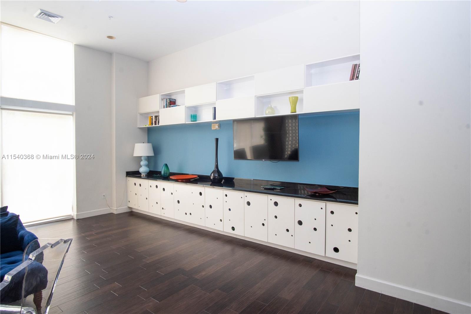 18800 NE 29th Ave 614, Aventura, Florida 33180, 3 Bedrooms Bedrooms, ,2 BathroomsBathrooms,Residential,For Sale,18800 NE 29th Ave 614,A11540368