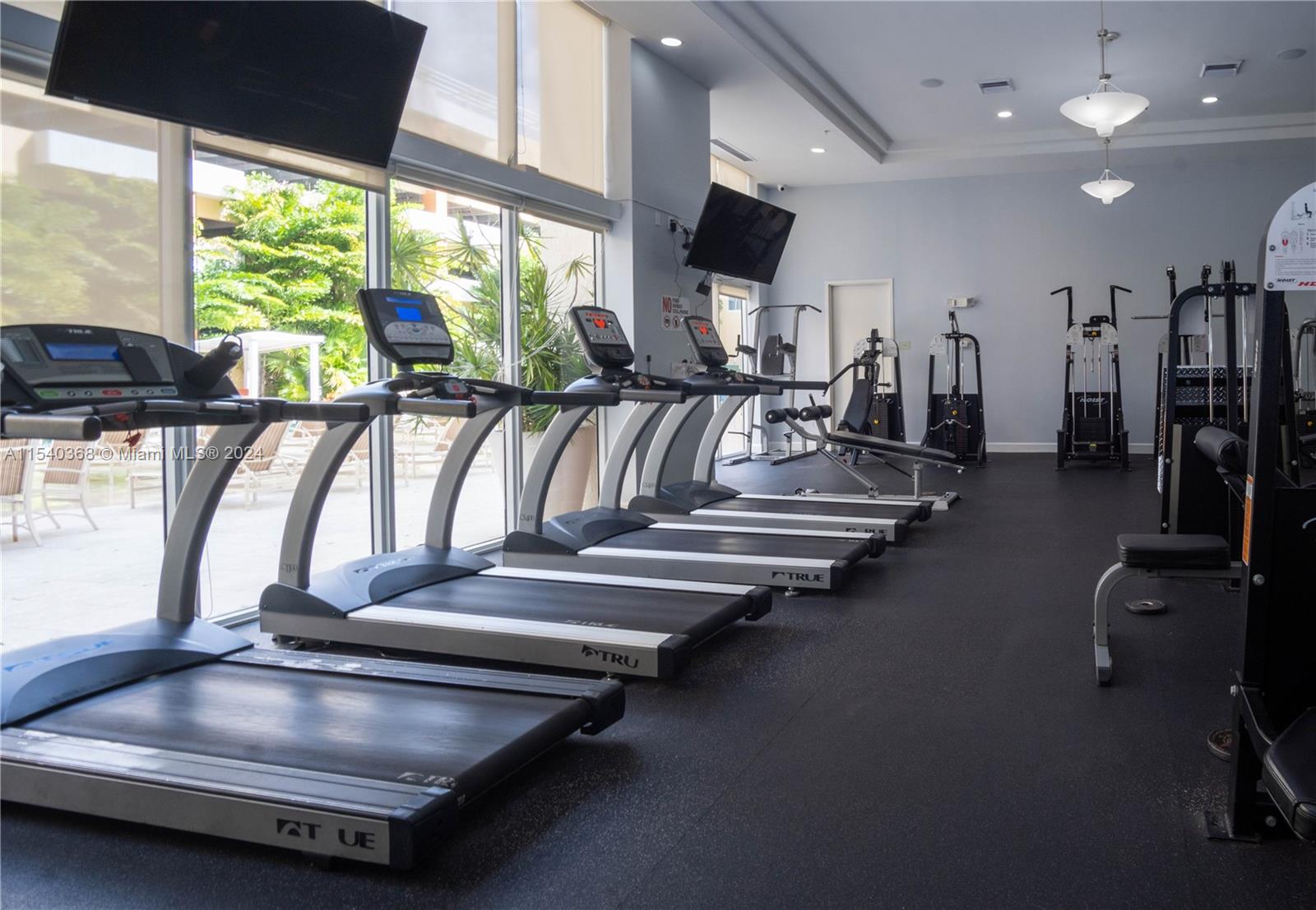 18800 NE 29th Ave 614, Aventura, Florida 33180, 3 Bedrooms Bedrooms, ,2 BathroomsBathrooms,Residential,For Sale,18800 NE 29th Ave 614,A11540368