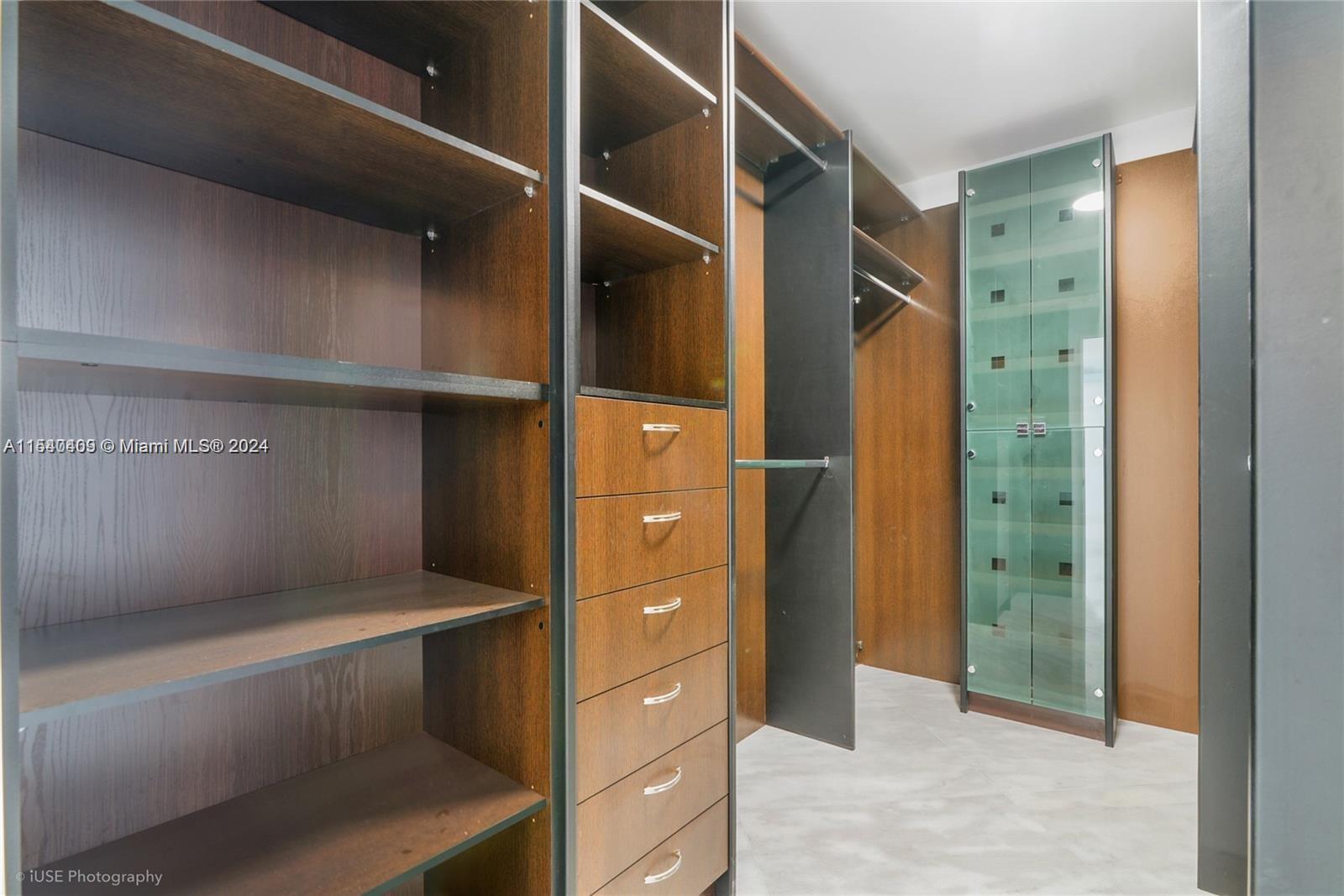 17201 Collins Ave, Sunny Isles Beach, FL, 33160 United States, 3 Bedrooms Bedrooms, ,3 BathroomsBathrooms,Residential,For Sale,Collins Ave,A11540409