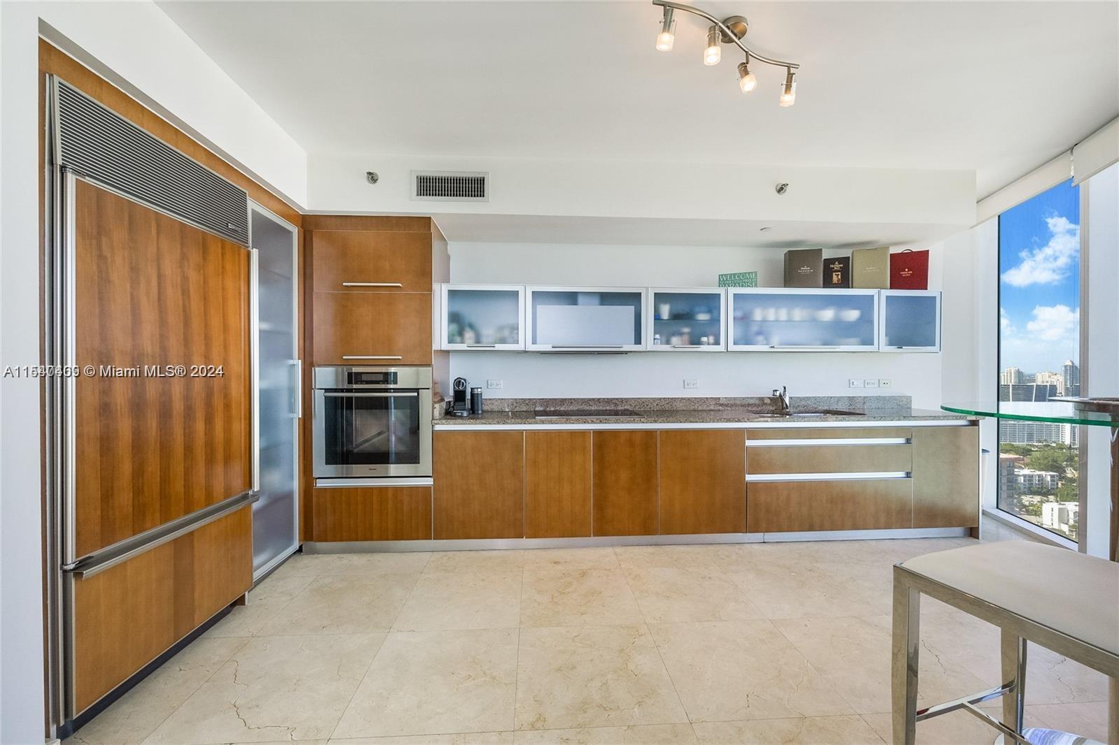 17201 Collins Ave, Sunny Isles Beach, FL, 33160 United States, 3 Bedrooms Bedrooms, ,3 BathroomsBathrooms,Residential,For Sale,Collins Ave,A11540409