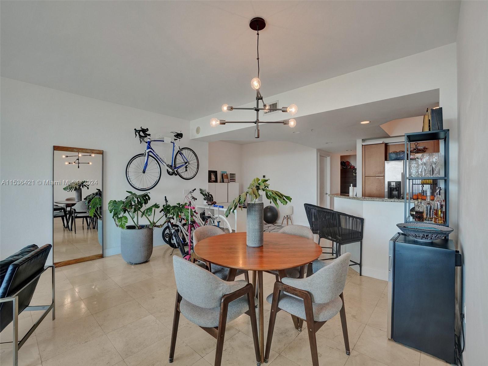 15051 Royal Oaks Ln 1004, North Miami, Florida 33181, 2 Bedrooms Bedrooms, ,2 BathroomsBathrooms,Residential,For Sale,15051 Royal Oaks Ln 1004,A11536421