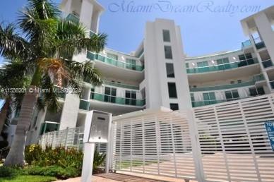 2000 Bay Dr 205, Miami Beach, Florida 33141, 2 Bedrooms Bedrooms, ,2 BathroomsBathrooms,Residentiallease,For Rent,2000 Bay Dr 205,A11538201