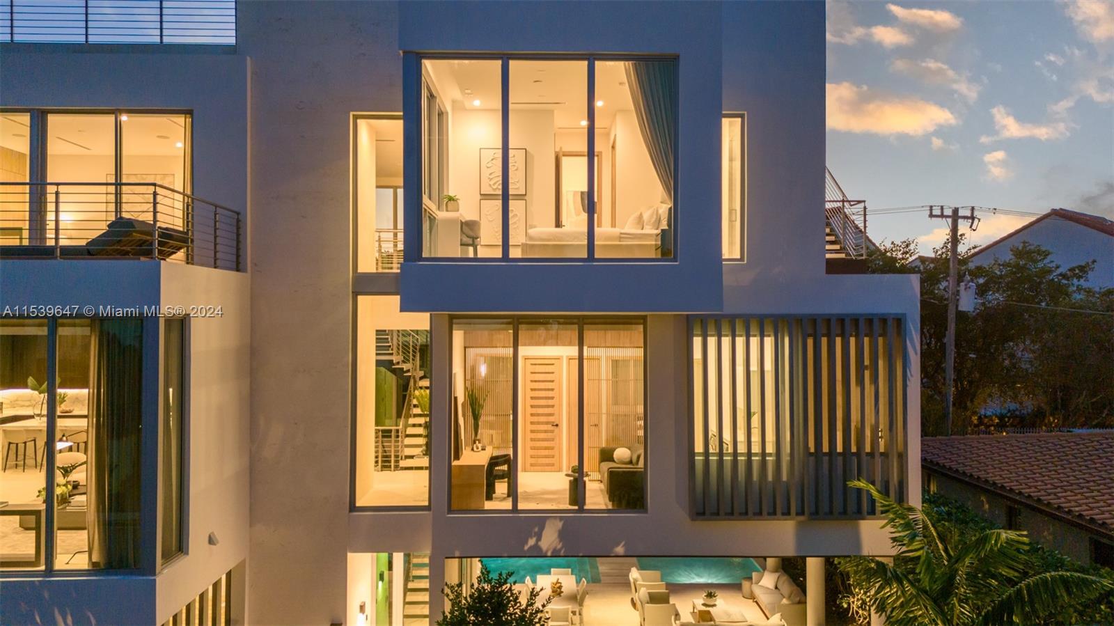 Close-up of 2nd and 3rd bedrooms