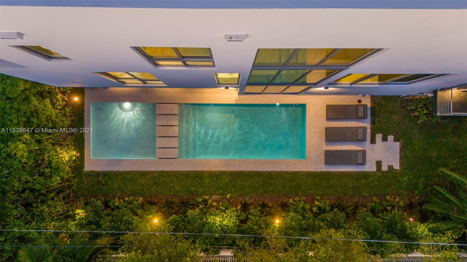 3560 Crystal View Ct, Miami, FL, 33133 United States, 4 Bedrooms Bedrooms, ,4 BathroomsBathrooms,Residential,For Sale,Crystal View Ct,A11539647