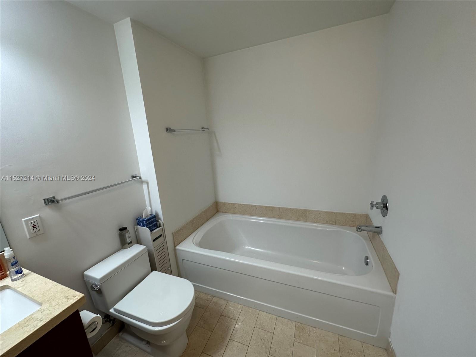 79 SW 12th St 3108-S, Miami, Florida 33130, 1 Bedroom Bedrooms, ,1 BathroomBathrooms,Residentiallease,For Rent,79 SW 12th St 3108-S,A11527214