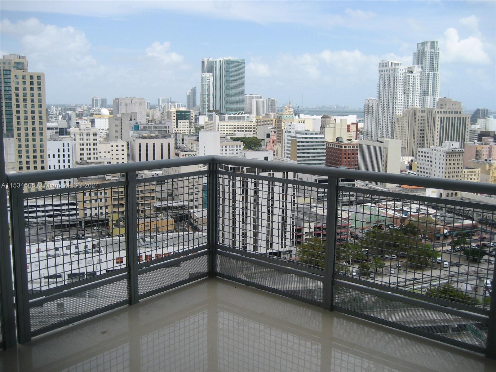 350 S Miami Ave 2507, Miami, Florida 33130, 1 Bedroom Bedrooms, ,1 BathroomBathrooms,Residentiallease,For Rent,350 S Miami Ave 2507,A11534505