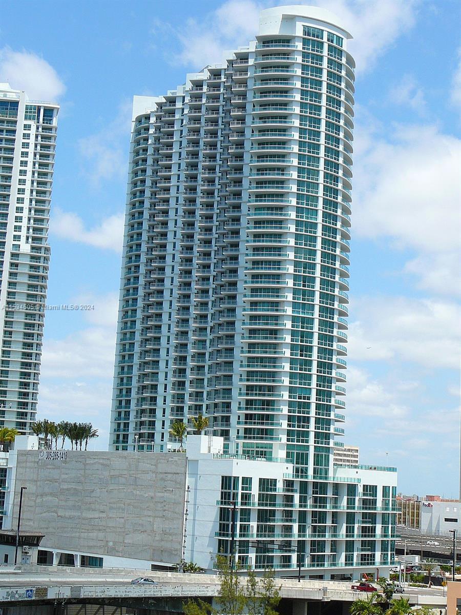 350 S Miami Ave 2507, Miami, Florida 33130, 1 Bedroom Bedrooms, ,1 BathroomBathrooms,Residentiallease,For Rent,350 S Miami Ave 2507,A11534505
