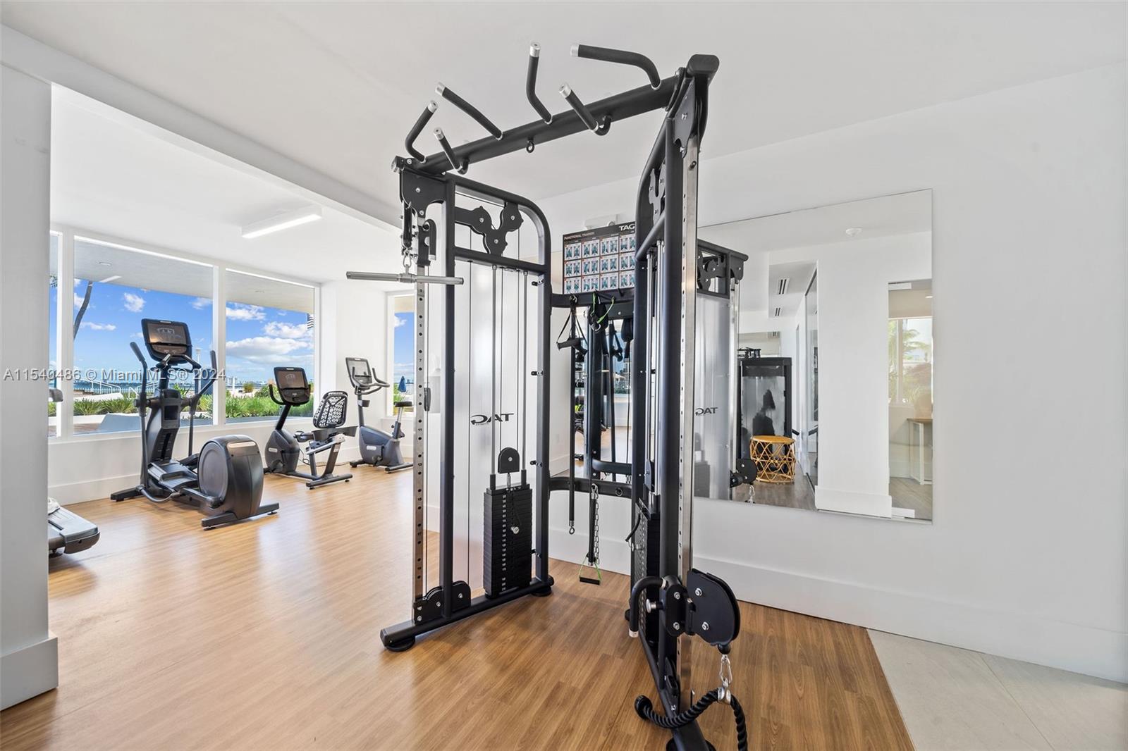 555 NE 34th St 0303, Miami, Florida 33137, 2 Bedrooms Bedrooms, ,2 BathroomsBathrooms,Residentiallease,For Rent,555 NE 34th St 0303,A11540486