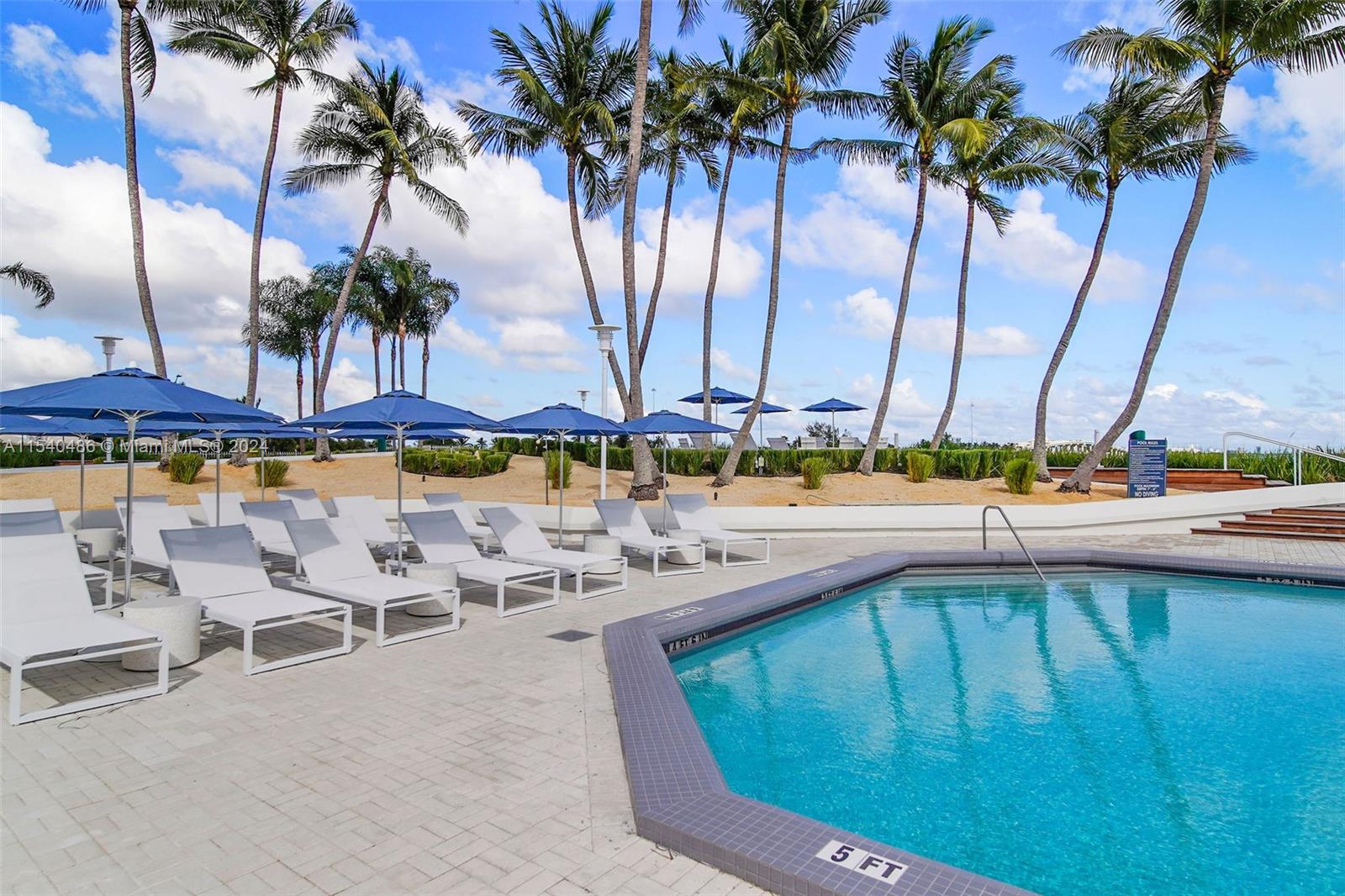 555 NE 34th St 0303, Miami, Florida 33137, 2 Bedrooms Bedrooms, ,2 BathroomsBathrooms,Residentiallease,For Rent,555 NE 34th St 0303,A11540486