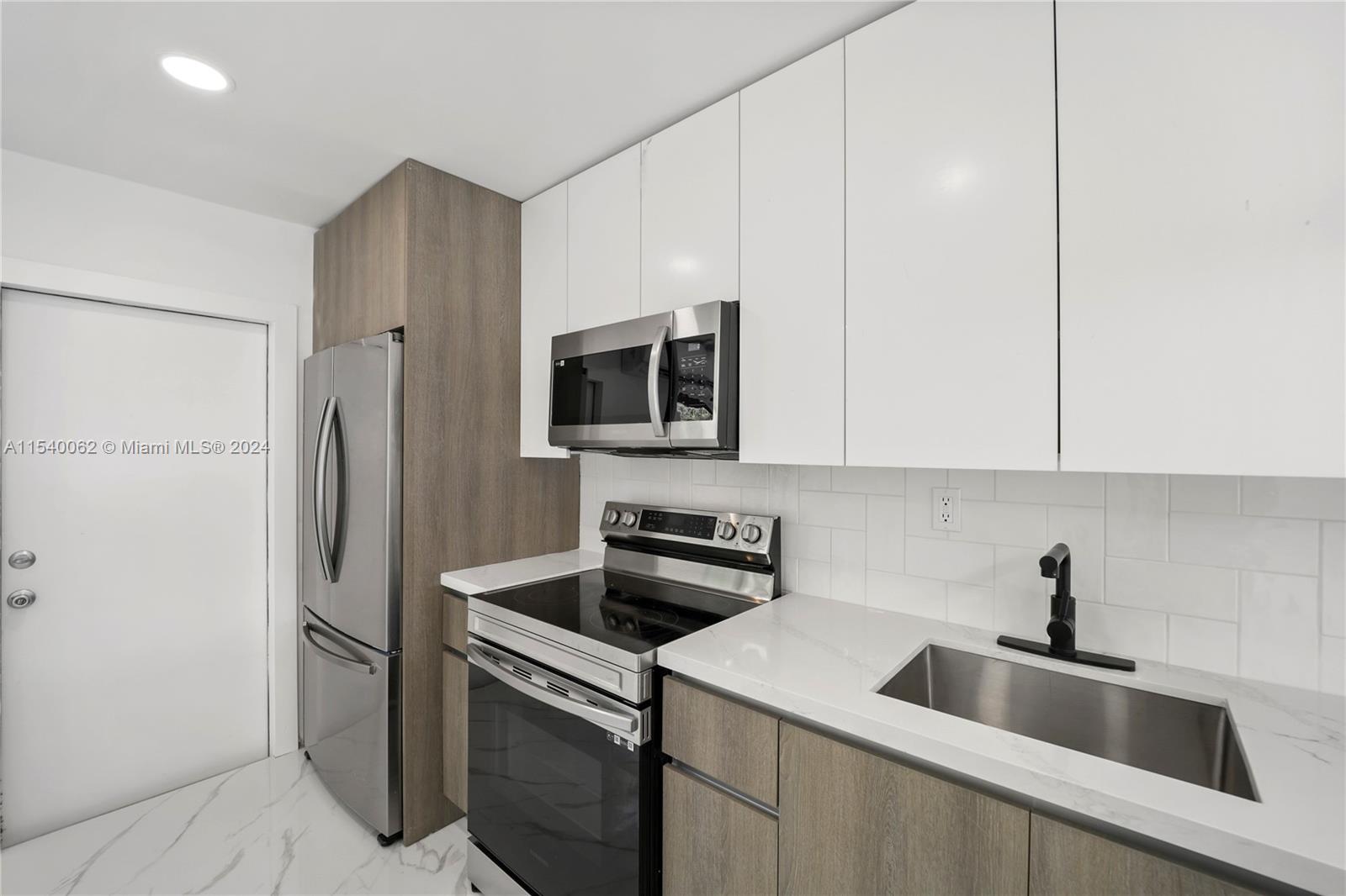 5635 Pierce St, Hollywood, Florida 33021, 3 Bedrooms Bedrooms, ,2 BathroomsBathrooms,Residential,For Sale,5635 Pierce St,A11540062