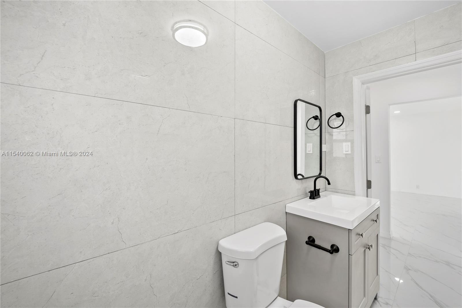 5635 Pierce St, Hollywood, Florida 33021, 3 Bedrooms Bedrooms, ,2 BathroomsBathrooms,Residential,For Sale,5635 Pierce St,A11540062