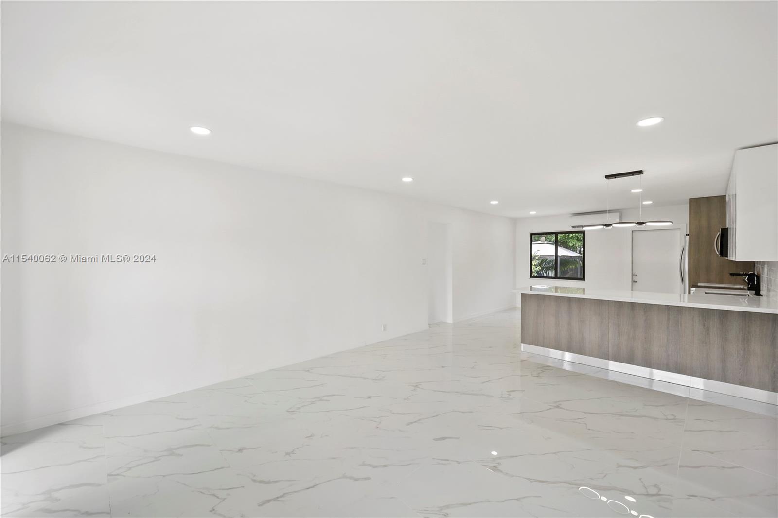 5635 Pierce St, Hollywood, Florida 33021, 3 Bedrooms Bedrooms, ,2 BathroomsBathrooms,Residential,For Sale,5635 Pierce St,A11540062