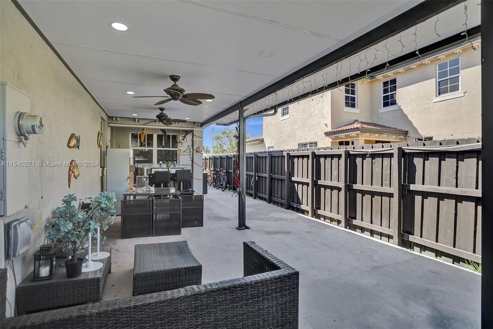 11609 SW 247th St 11609, Homestead, Florida 33032, 4 Bedrooms Bedrooms, ,3 BathroomsBathrooms,Residentiallease,For Rent,11609 SW 247th St 11609,A11540271