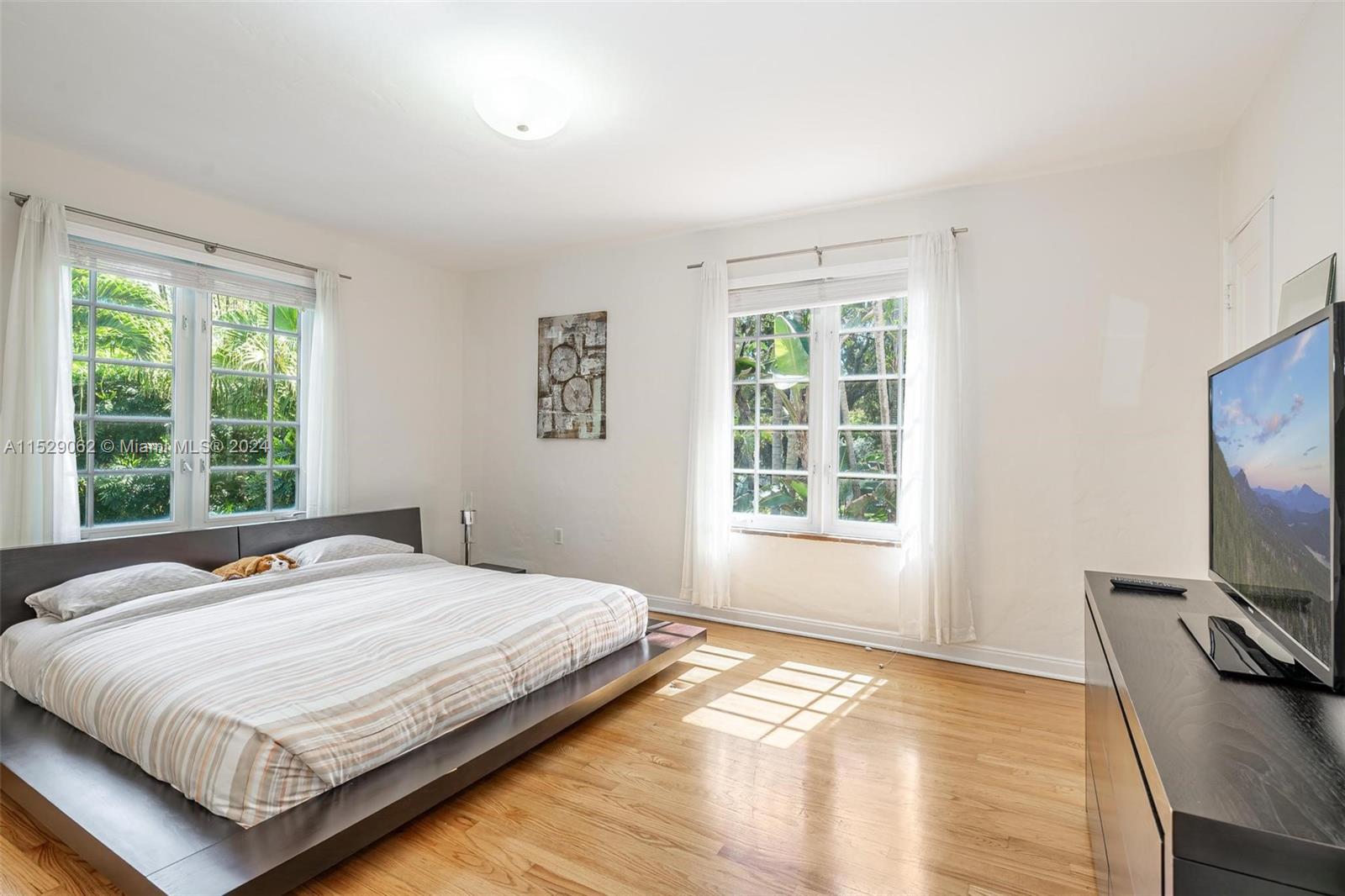 469 NE 55th St, Miami, Florida 33137, 5 Bedrooms Bedrooms, ,4 BathroomsBathrooms,Residentiallease,For Rent,469 NE 55th St,A11529062