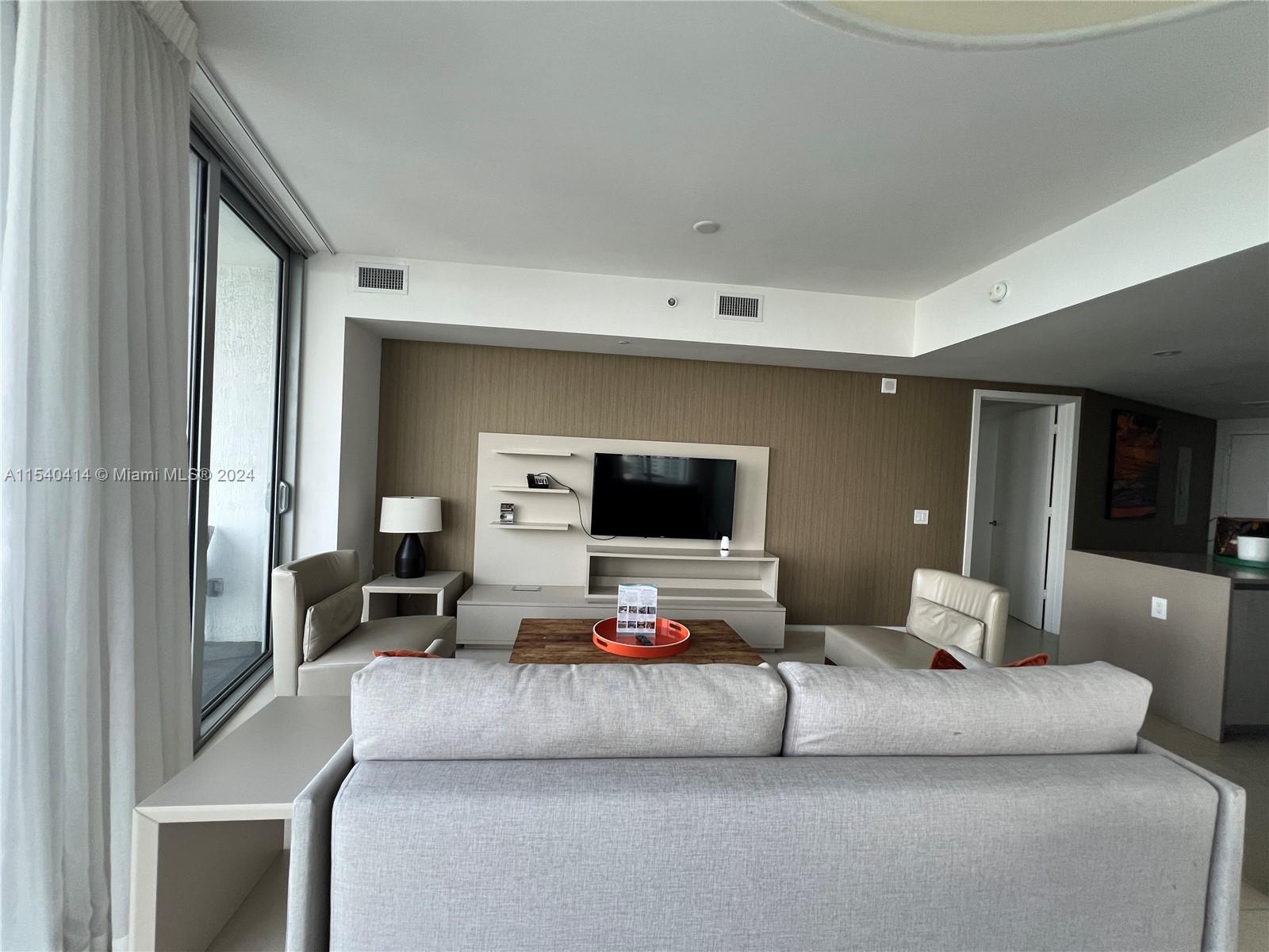 4111 S Ocean Dr 2112, Hollywood, Florida 33019, 1 Bedroom Bedrooms, ,1 BathroomBathrooms,Residential,For Sale,4111 S Ocean Dr 2112,A11540414