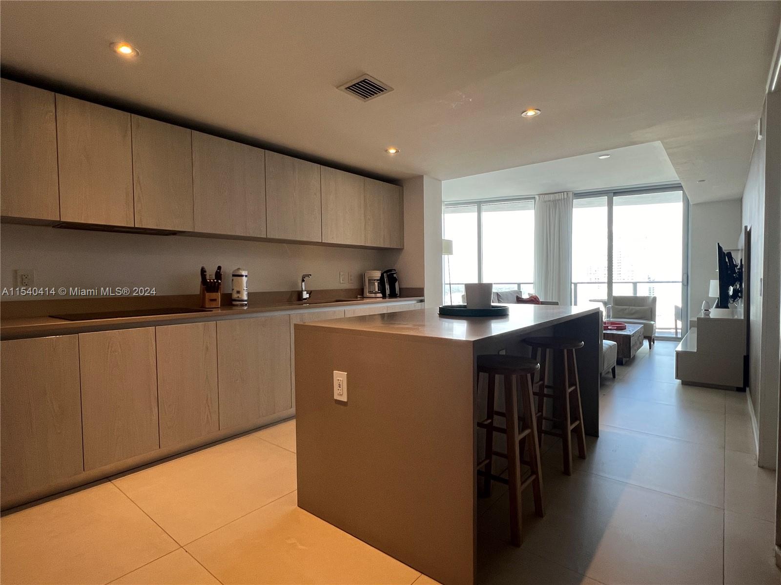 4111 S Ocean Dr 2112, Hollywood, Florida 33019, 1 Bedroom Bedrooms, ,1 BathroomBathrooms,Residential,For Sale,4111 S Ocean Dr 2112,A11540414