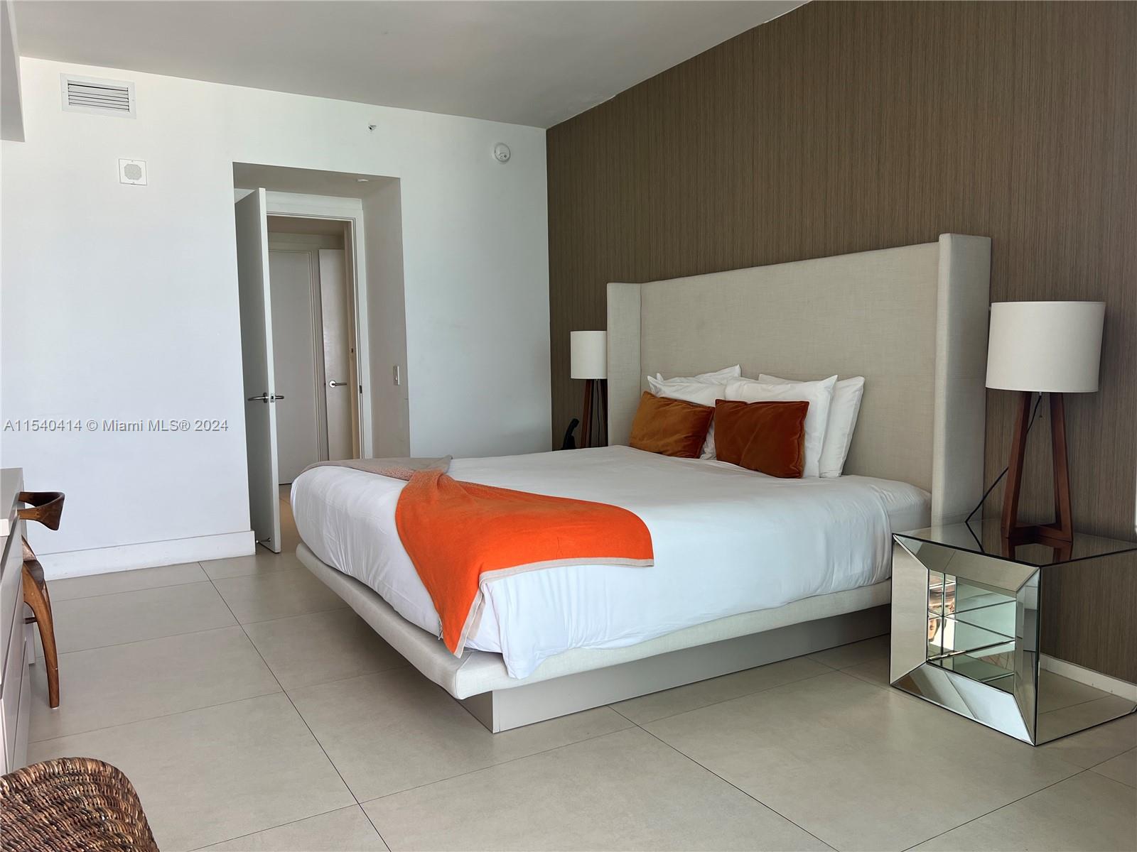 4111 S Ocean Dr 2112, Hollywood, Florida 33019, 1 Bedroom Bedrooms, ,1 BathroomBathrooms,Residential,For Sale,4111 S Ocean Dr 2112,A11540414