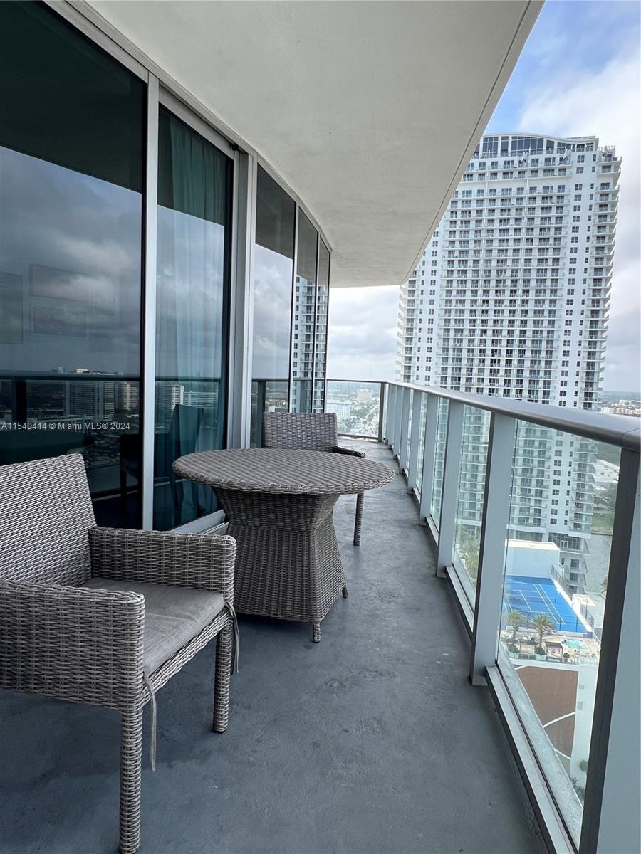 4111 S Ocean Dr 2112, Hollywood, Florida 33019, 1 Bedroom Bedrooms, ,1 BathroomBathrooms,Residential,For Sale,4111 S Ocean Dr 2112,A11540414